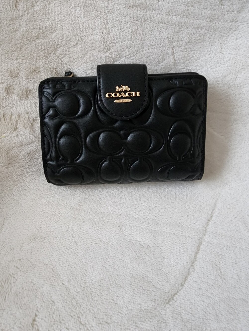COACH Black Medium Corner Zip Wallet in Signature Leather